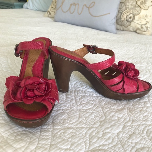 Born Shoes - Born retro style red heels 6.5